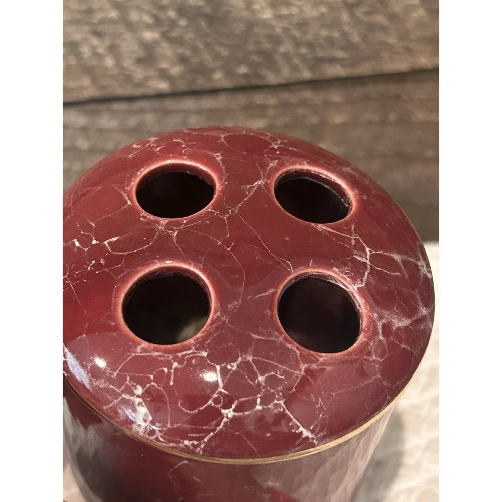 Ceramic Faux Marble Bathroom Toothbrush‎ Holder Burgundy White Gold Trim